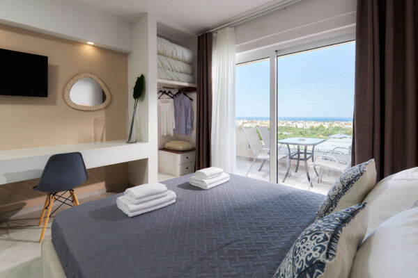 Mila Malia Suites - Deluxe Quadruple Suite Sea View