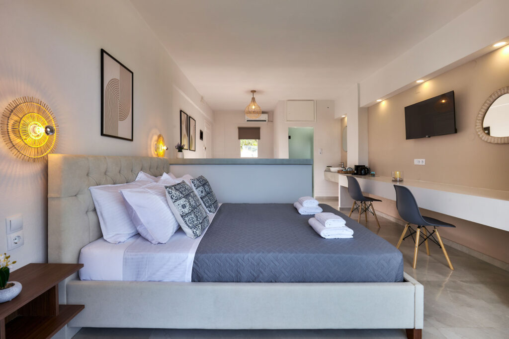 Mila Malia Suites - Deluxe Quadruple Suite Sea View Mila Malia Suites - Deluxe Quadruple Suite Sea View