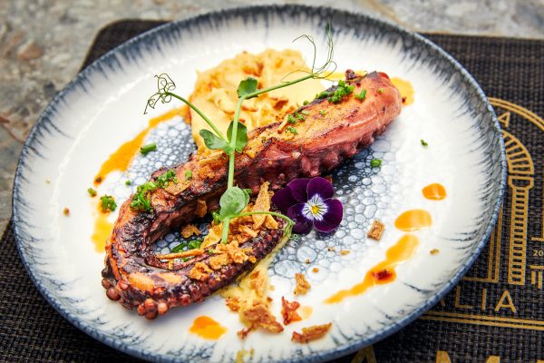 Mila_Malia_Suites_-_Food_and_Dining_9